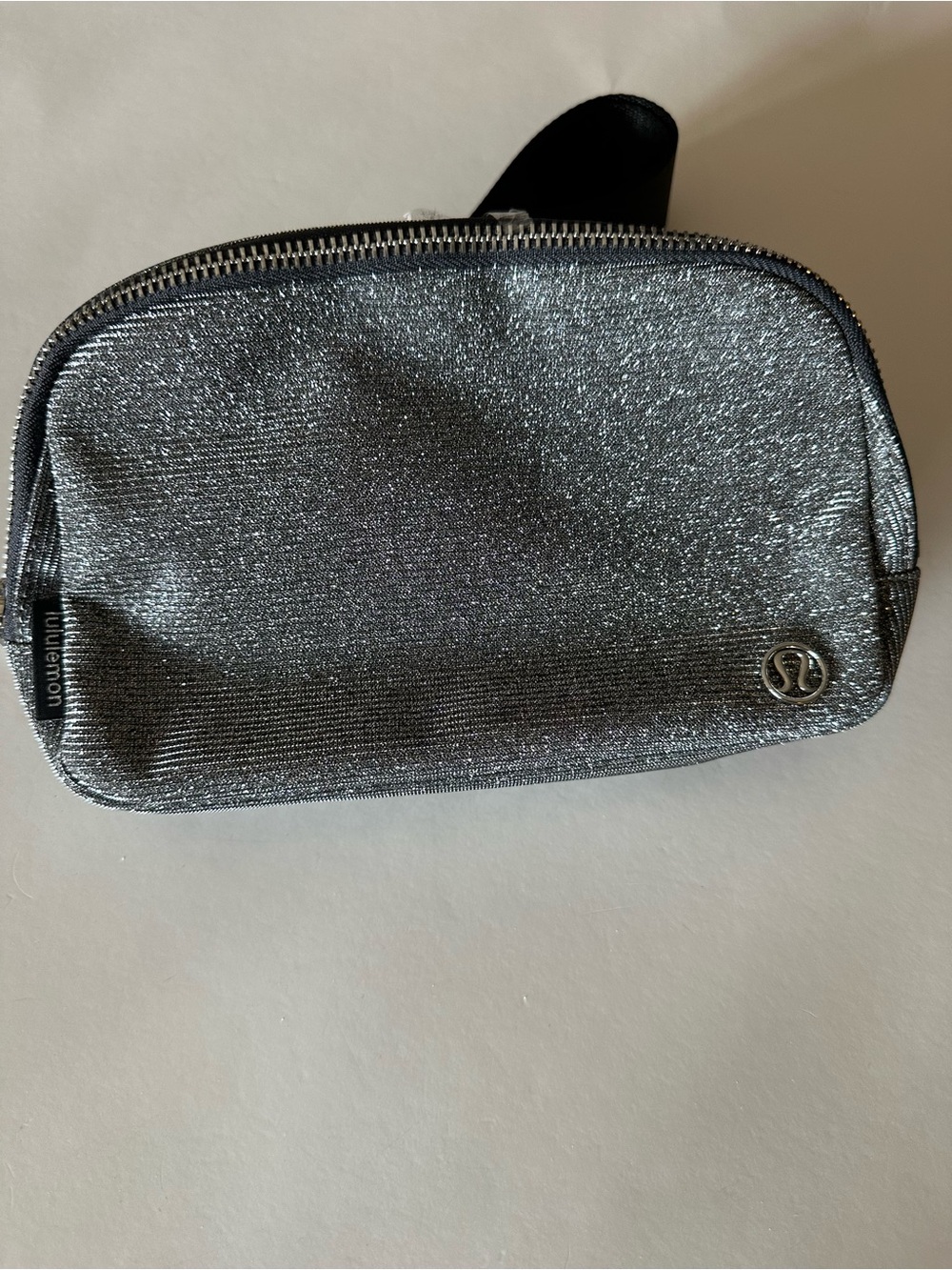 New Lululemon athletica Silver Metallic Everywhere Belt